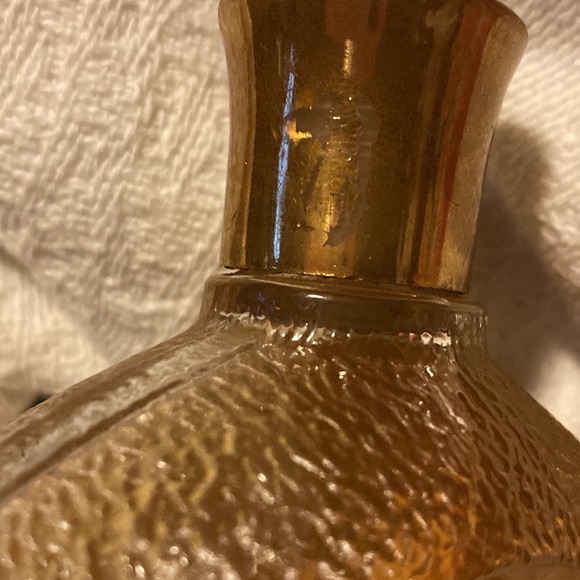 Chantilly - Picture 2 of 2